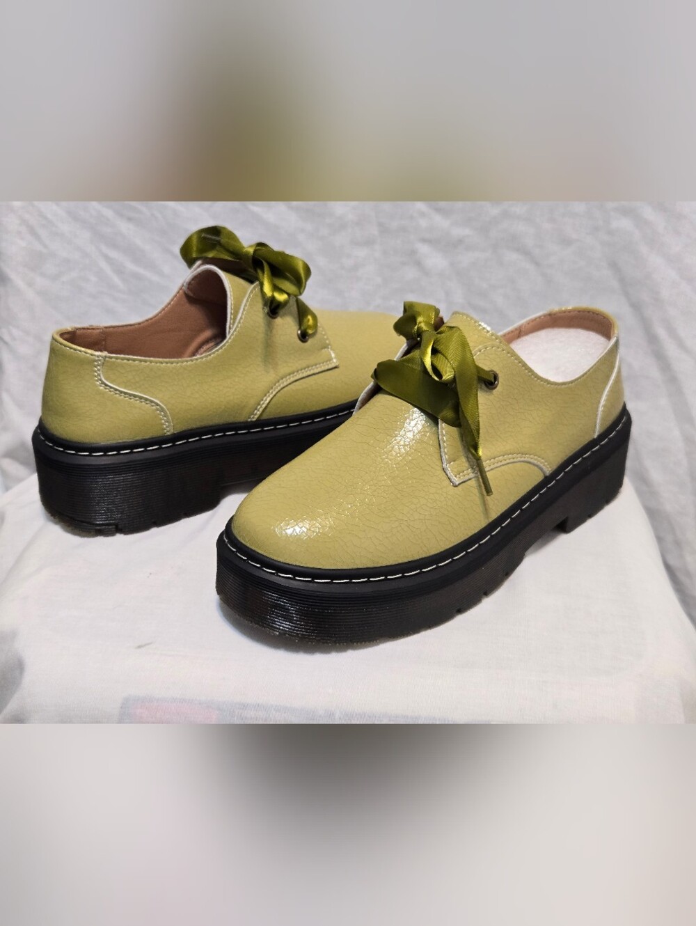 ILATYIA Women Lace-up Platform Chunky Loafers Classic Lug Sole Oxford Shoes Sz 8